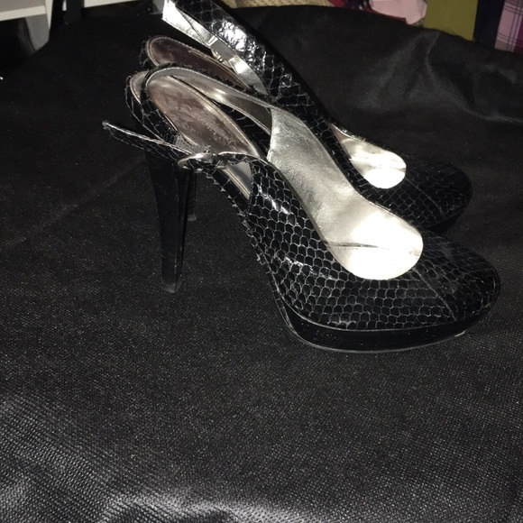 snake skin stilettos - Picture 2 of 4